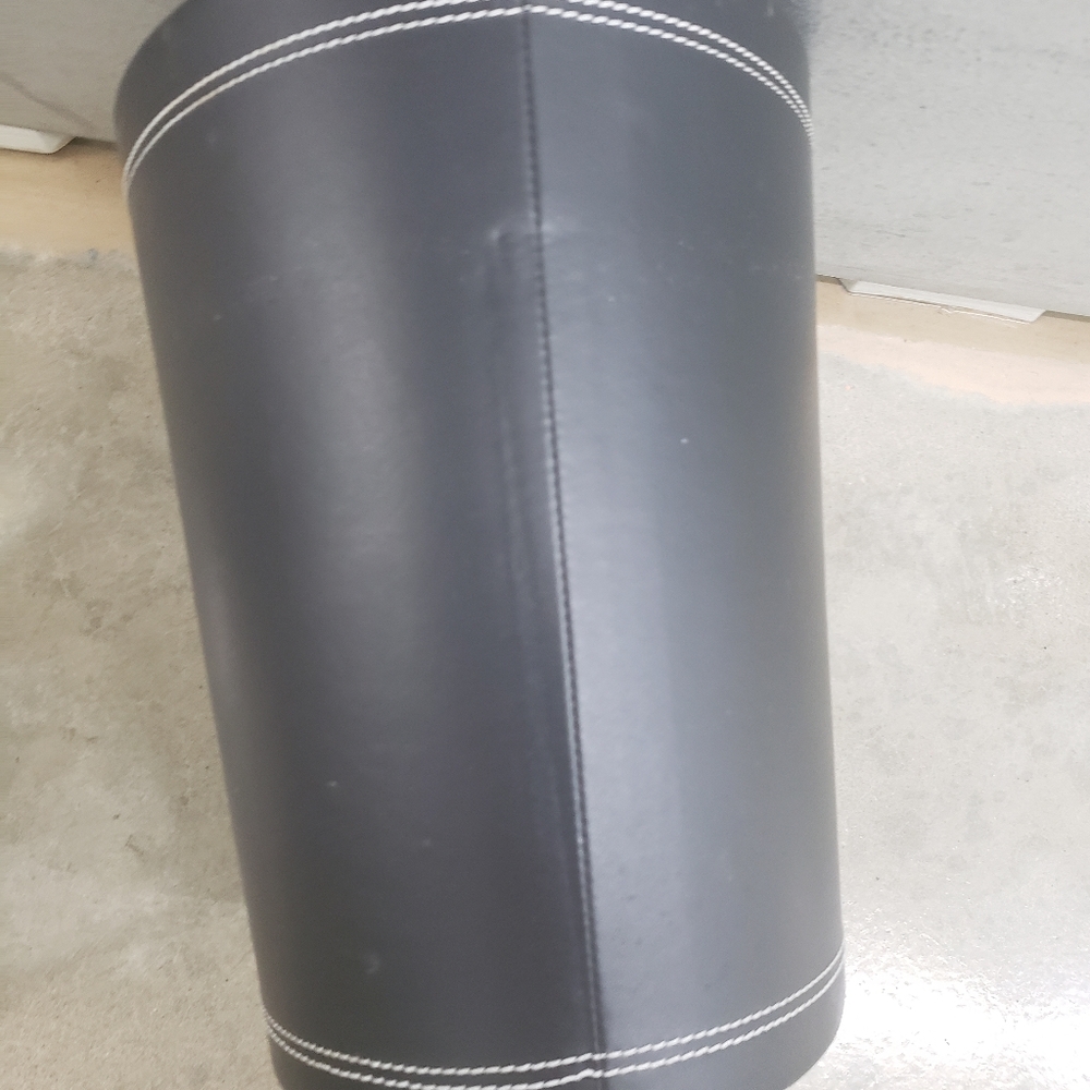 BBB Napa Leather Waste Basket for Home/Dorm room/office NWT